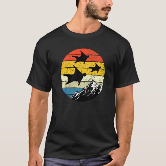 レトロサンセットウイングスーツのベースジャンプ Tシャツ (正面)