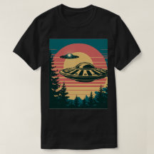 レトロサンセットエイリアン宇宙船ツリーズブラックTシャツ