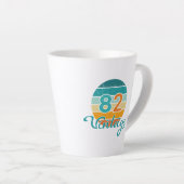 レトロサンセット82ビンテージ風 カフェラテマグ (右アングル)