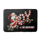 レトロサンタがクリスマスを喜ぶパーソナライズされた バスマット (正面)