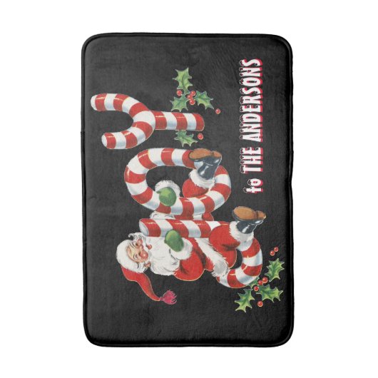 レトロサンタがクリスマスを喜ぶパーソナライズされた バスマット (正面縦)