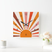 レトロサンレイズバーストサンセットオレンジイエローレッド スクエア壁時計 (ホーム)