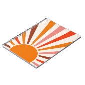 レトロサンレイズバーストサンセットオレンジイエローレッド ノートブック (左側)