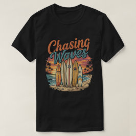 レトロサーフビーチツリーサーフボードウェーブチェイシングトップ Tシャツ