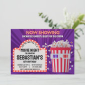 レトロシネマサインとポップコーン誕生日ムービーナイト 招待状 (スタンド正面)