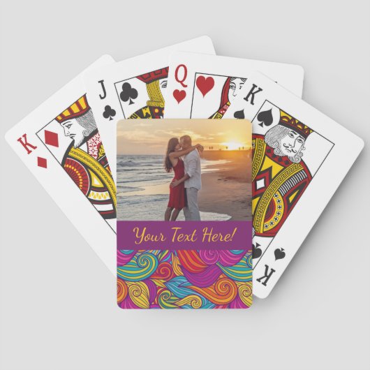 レトロジカラフルュエルト渦巻形のーン波パターン トランプ (裏面)