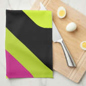 レトロジャイアントダイアモンズチャートレイズマゼンタ キッチンタオル (四つ折り)