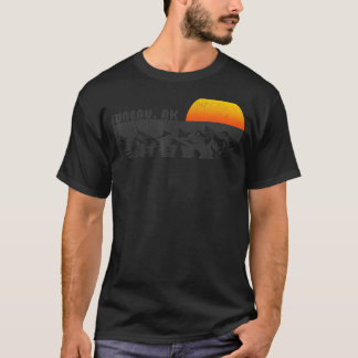 レトロジュネアウアラスカマウンテンサンセット Tシャツ