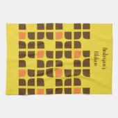 レトロスクエアイエローブラウンカスタムファミリー名 キッチンタオル (横)