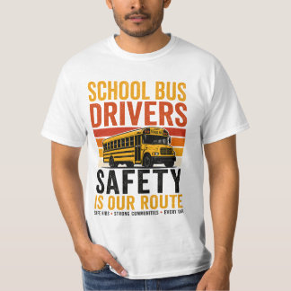 レトロスクールバス運転手 安全第一 ヴィンテージギフト Tシャツ