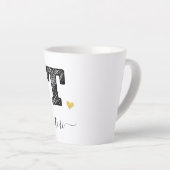 レトロスケッチモノグラム文字T、ラテMug カフェラテマグ (右アングル)