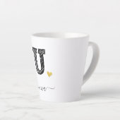 レトロスケッチモノグラム文字U、ラテMug カフェラテマグ (右アングル)