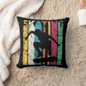 レトロスケートボードジャンプスケートで滑るシルエット クッション (ブランケット)