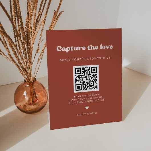 レトロスタイリッシュなテラコッタ愛をキャプチャ 台座サイン