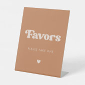 レトロスタイリッシュブラウンシュガー結婚式の引き出物 台座サイン (正面)