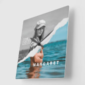 レトロスタイリッシュブラック&ホワイトポートレートフォトディスプレイ スクエア壁時計 (傾斜)