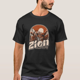 レトロスタイルのディストressed Zion国立公園 Tシャツ