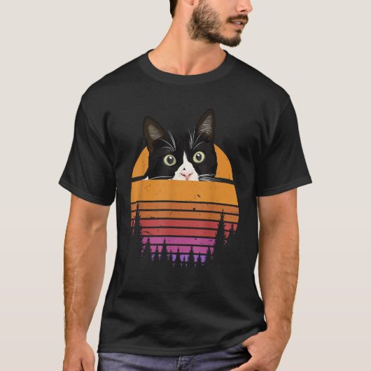 レトロスタイルの黒猫 ビンテージスタイルの子猫 猫 Tシャツ (正面)