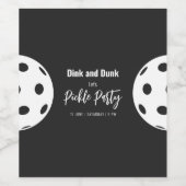 レトロスタイルネオンブラックをテーマにしたピックボール誕生日 ワインラベル (シングルラベル)