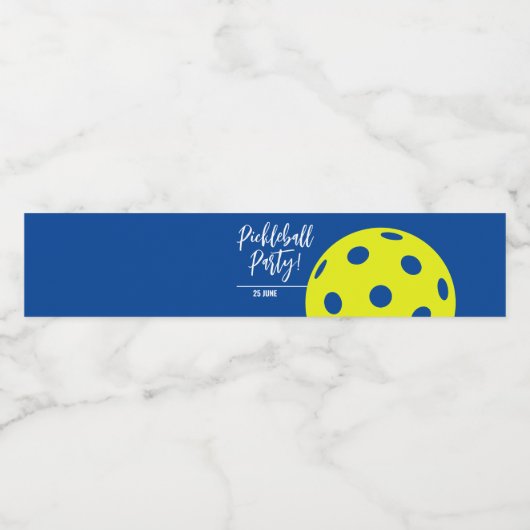 レトロスタイルネオンブルーをテーマにしたピックボール誕生日 ペットボトルラベル (シングルラベル)