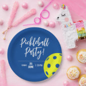 レトロスタイルネオンブルーをテーマにしたピックボール誕生日 ペーパープレート (パーティー)