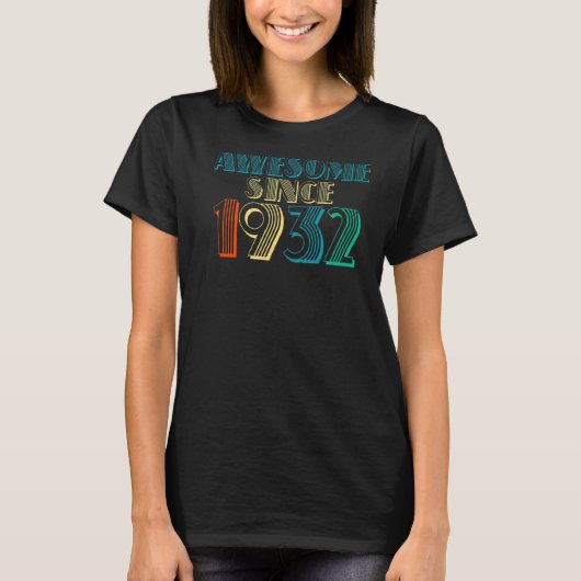 レトロスタイル素晴らし1932年以来Teesヴィンテージ起源 Tシャツ (正面)