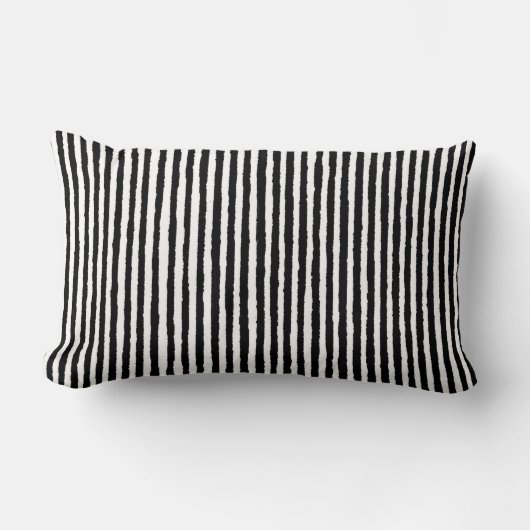 レトロストライプのパターン(縦)白黒 ランバークッション (正面)