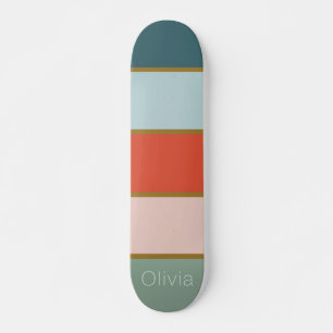 レトロストライプの スケートボード