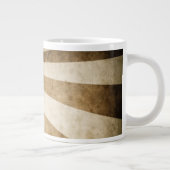 レトロストライプパターン背景 ジャンボコーヒーマグカップ (右)