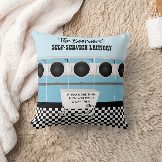 レトロセルフサービスのランドリー彼らは仕事をする クッション (ブランケット)