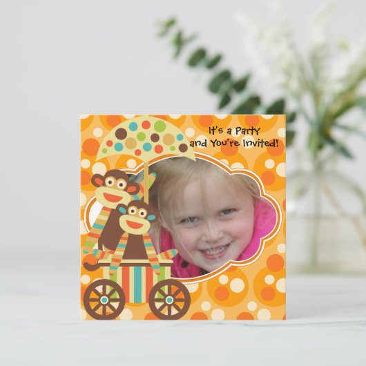 レトロソックモンキーフォト誕生日招待状 招待状 (スタンド正面)