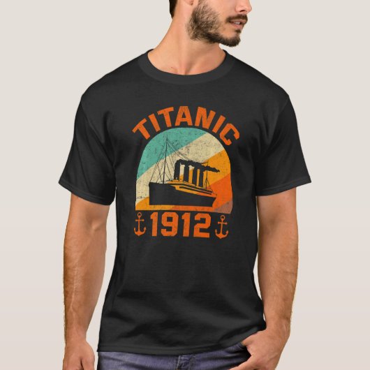 レトロタイタニック1912クルーズ船ヴィンテージ船3 Tシャツ (正面)