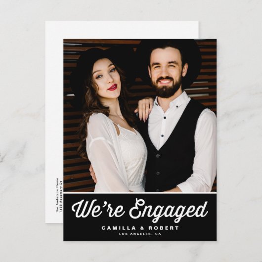 レトロタイポグラフィブラックフォト婚約 案内ポストカード (正面/裏面)