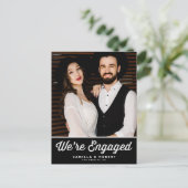 レトロタイポグラフィブラックフォト婚約 案内ポストカード (スタンド正面)