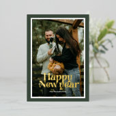レトロタイポグラフィGroovy Happy New Year 2025写真 箔シーズンカード (立ち正面)