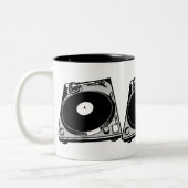 レトロターンテーブルグラフィック（黒） ツートーンマグカップ (左)