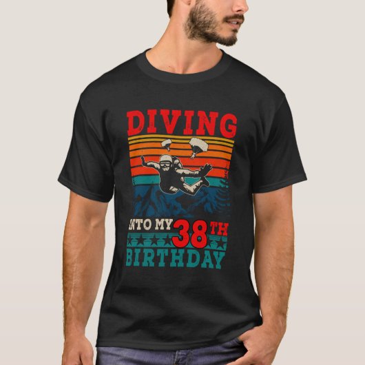 レトロダイビングインマイ38誕生日スカイダイビング恋人 Tシャツ (正面)