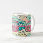 レトロティール(緑がかった色)ピンクキャンパーバン"ヴェニ、ヴィディ、アマヴィ。 コーヒーマグカップ (正面右)