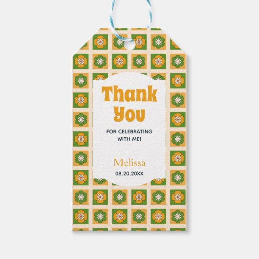 レトロデイジーフラワー市松模様に誕生日ありがとう ギフトタグ (正面)