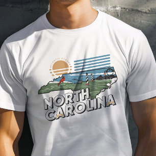 レトロトラベルアイコニック北カロライナのグラフィック Tシャツ