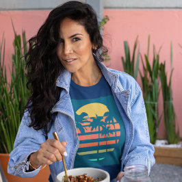 レトロトロピカルビーチサンセットパームツリーズトリップユニセックス Tシャツ