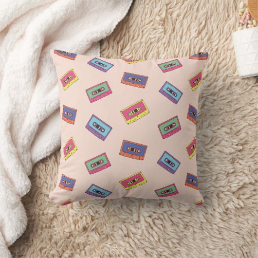 レトロネオンオーディオカセットテープパターン クッション (ブランケット)