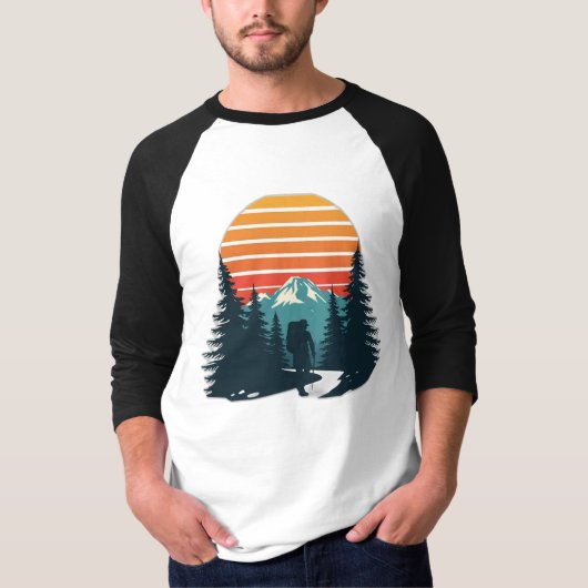 レトロハイカーの山の冒険 Tシャツ (正面)