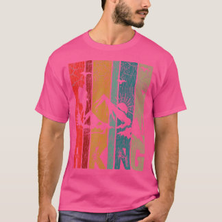 レトロハイカーアドベンチャーラバーアウトドアキャンピングマウンタ Tシャツ