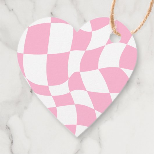 レトロハッピースマイル顔ピンク市松模様におもしろい誕生日 フェイバータグ (裏面)