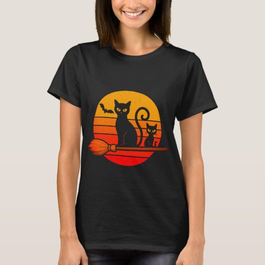 レトロハロウィンの黒猫 Tシャツ (正面)