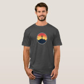 レトロバイクと夕日 Tシャツ (正面フル)