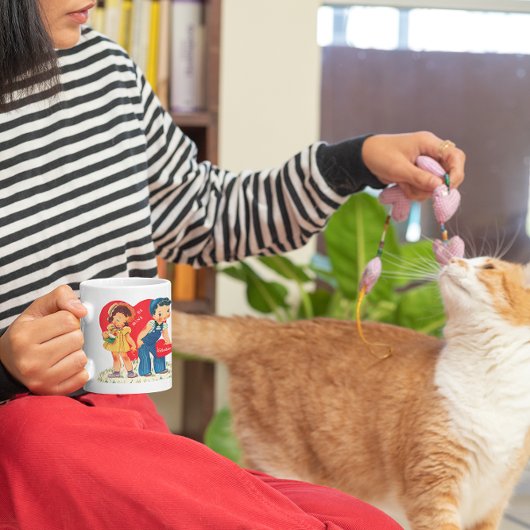 レトロバレンタインデー、ヴィンテージガール&ボーイハート マグカップ