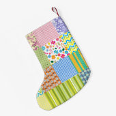 レトロパッチワークキルトパターンクリスマスホリデー スモールクリスマスストッキング (裏面 (吊り時))