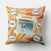 レトロパーソナライズされたデザインの10代の資質 クッション (正面)